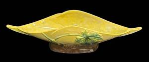 K3 - Vintage Roseville Wincraft Console Bowl