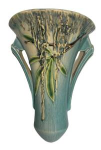 K4 - Vintage Roseville Pottery Moss Wall Pocket Vase
