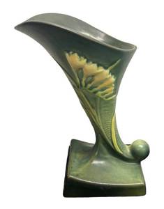 A1 - Vintage Roseville Zephyr Lily Cornucopia Vase
