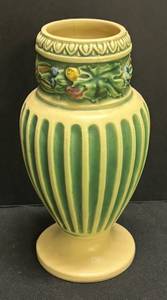 B3 - Vintage Roseville Art Pottery Corinthian Vase
