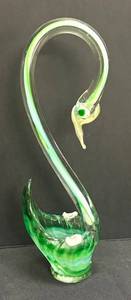 A2 - Vintage Murano-Style Stretched Glass Swan Decor