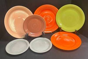B5 - Variety of Vintage Plates by Fiesta and More