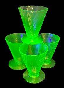 G4 - Set of Four Vintage Hawking Uranium Glass Spiral Cordial Glasses