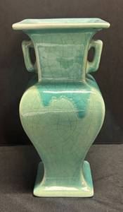 A3 - Vintage Gonder Pottery Vase