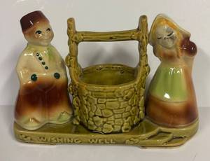 A3 - Vintage Shawnee Dutch Boy & Girl Wishing Well Planter