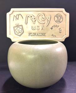 C3 - Vintage McCoy Floraline Pottery Planter & Dealer Sign Plaque Mixed Lot
