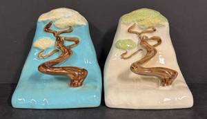 D3 - Vintage 1948 Roseville Pottery Ming Tree Bookends