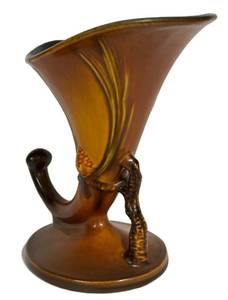 H3 - Vintage Roseville Pottery Pine Cone Cornucopia #128-8