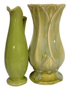 H4 - Vintage McCoy Pitcher & Usa 595 Vase Mixed Lot