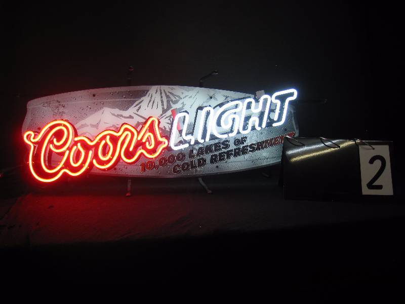 lot 2 image: Coors Light 10,000 Lakes neon 33 L x 12 h