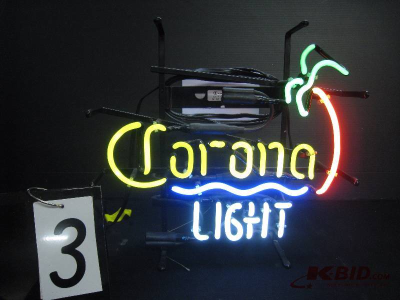lot 3 image: Corona Light palm tree neon - small  16 L x 15 h