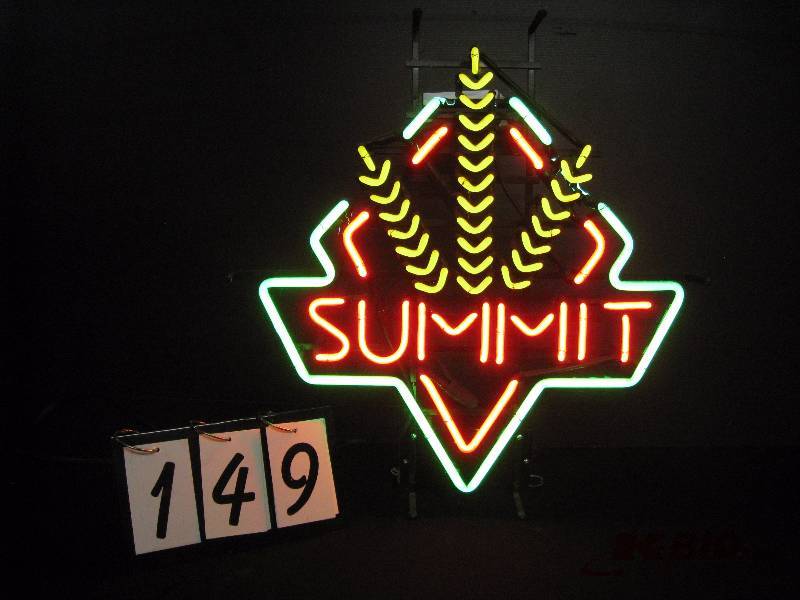 lot 149 image: Summit neon, standard size - lights up nice 25 w x 26 h