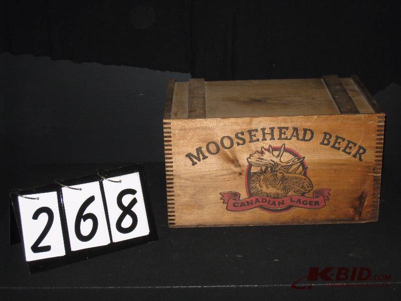 lot 268 image: Moosehead wooden crate 18 w x 10 h x 12 d
