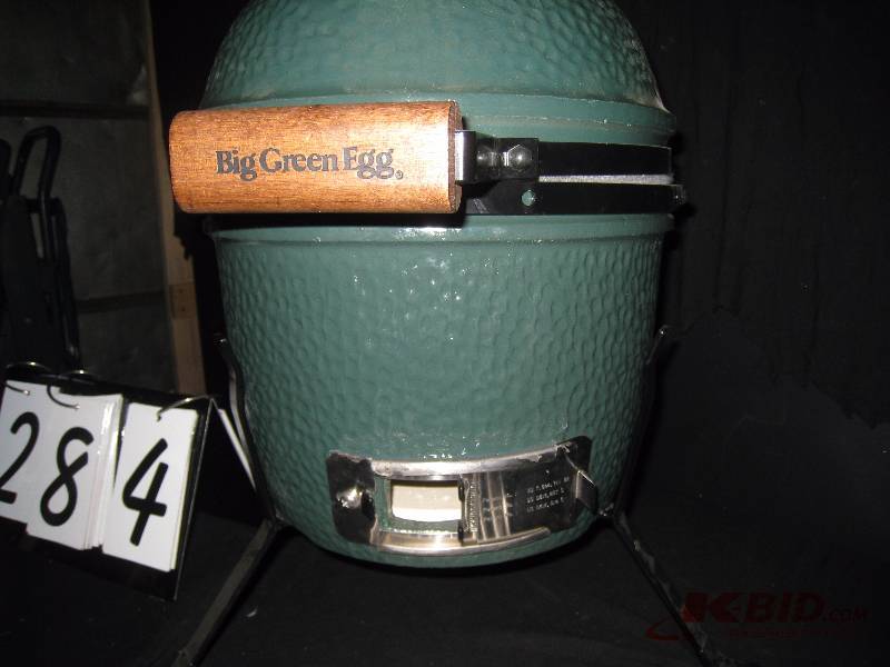 lot 284 image: Heineken - The Big Green Egg - mini, new in box 15 w x 15 h x 17 d