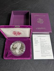 1992 Silver American Eagle Proof Dollar Coin in Case With Certificate