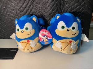 A4 - Squishmallows Sonic the Hedgehog Plush (Lot of 2)