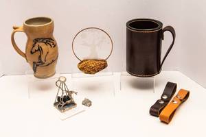 Minnesota Renaissance Festival Collectible Lot  Mugs, Glassware & Pin