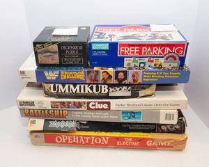 Vintage Board Games & Puzzle Lot  Assorted Titles