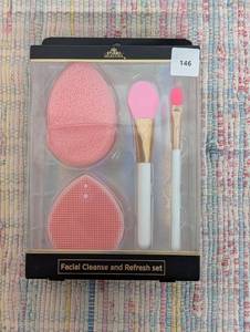 Facial Cleanse and Refresh Set