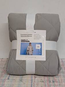 Room Essentials Oversized Quilted Wearable Blanket