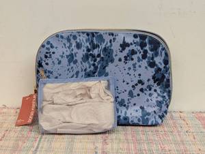 Sonia Kashuk Large Dome Makeup Bag 2 Piece Set