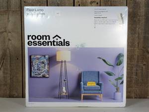 Floor lamp with Shelves - Room Essentials Black Metal, Linen Shade, 62 Height