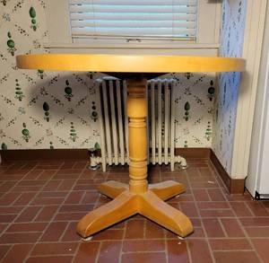 Round Butcher Block Dining Table
