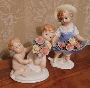 Delicate German Volkstedt porcelain Figurines