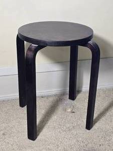 Bentwood Style Round Accent Table