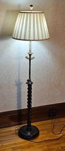 Antique Regency Barly Twist Floor Lamp with Adjustable Height