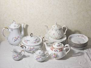 Haviland and Edlisite Race Rose China Pieces