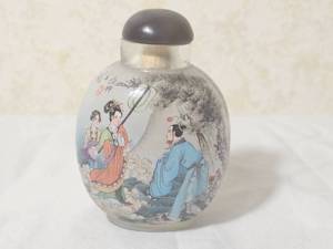 Vintage Chinese Snuff Bottle