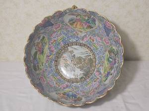 Chinese Export Rose Medallion Centerpiece Bowl