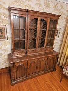 Mahogany Breakfront China Display Cabinet