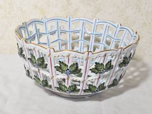 Herend Rothschild Openwork Weave Basket Dish
