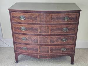 Kittinger English Regency Four Drawer Mahogany Dresser