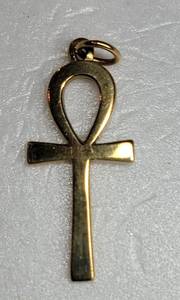 14K Yellow Gold Ankh Pendant  4g