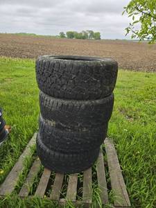 Set of 4 Used SunF AT Tires 33x12.50R20LT
