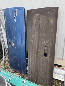 Dodge Tailgates Including 4x4 Sport Emblem - Black is Brand New, Blue is for parts