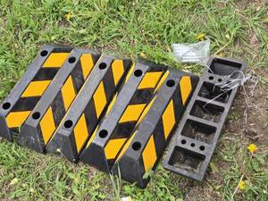 Lot of 6 Rubber Parking Curb Stops with Bolts Set - 6x21