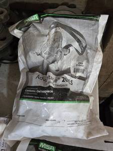 New MSA Advantage 200 LS Respirator Facepiece Model 815448