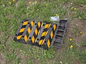 Lot of 6 Rubber Parking Curb Stops with Bolts Set - 6x21