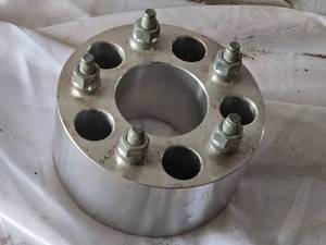 Single Aluminum Wheel Spacer with Bolts 5-4.75