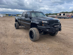 2003 Chevy 2500HD from California - Over 40K in upgrades
