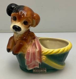 Vintage MCM Royal Copley Dog In A Basket Planter With Foil Label Souvenir Of McGregor Iowa 4 x 6 34 x 7