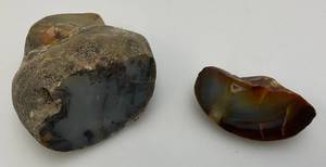 Two Large Agates Biggest Is 2 12 x 4 x 4