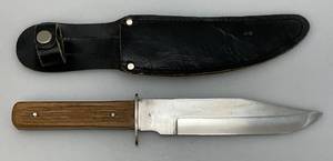 Vintage SABRE Brand Original Bowe Knife Made In Pakistan No. 631 With Sheath
