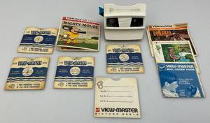 Vintage Veiw-Master With Misc. Reels