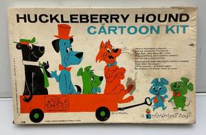 1960 Hana-Barberas Productions Colorforms Toy HUCKLEBERRY HOUND Cartoon Kit In Original Box 24