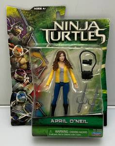 2014 Playmates TMNT April ONeil Action Figure (New On Card)